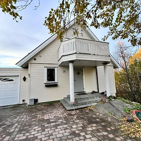 Cozy With Outside Terrace Apartmán Tromsø