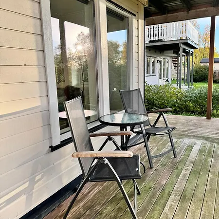 Cozy With Outside Terrace Apartment *