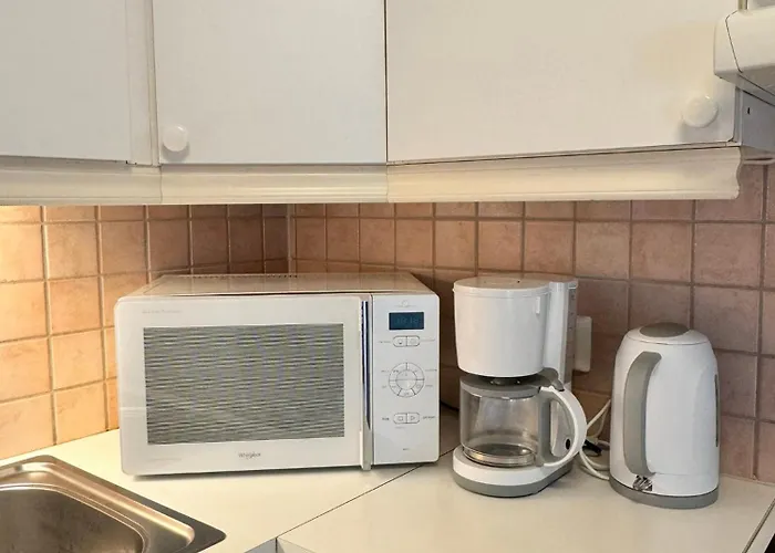 Cozy With Outside Terrace Apartment