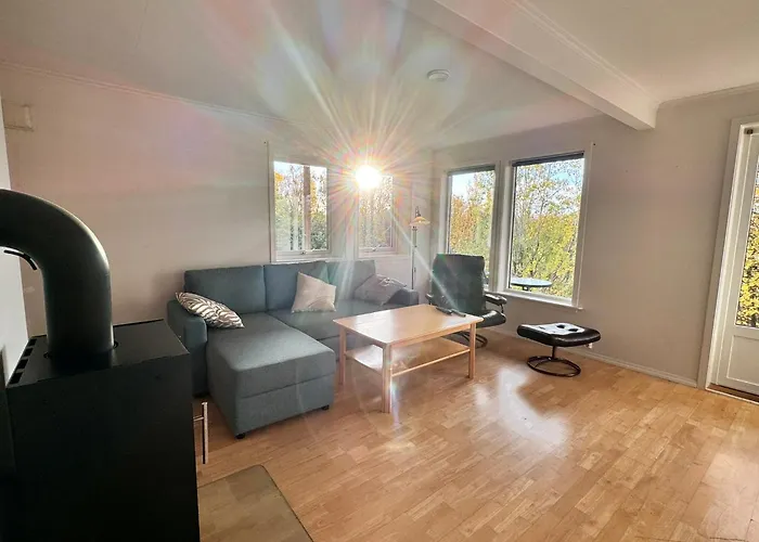 Cozy With Outside Terrace Apartment Tromso